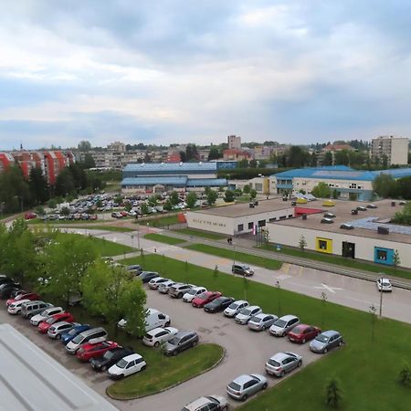 Apartman Ela Karlovac Exterior foto