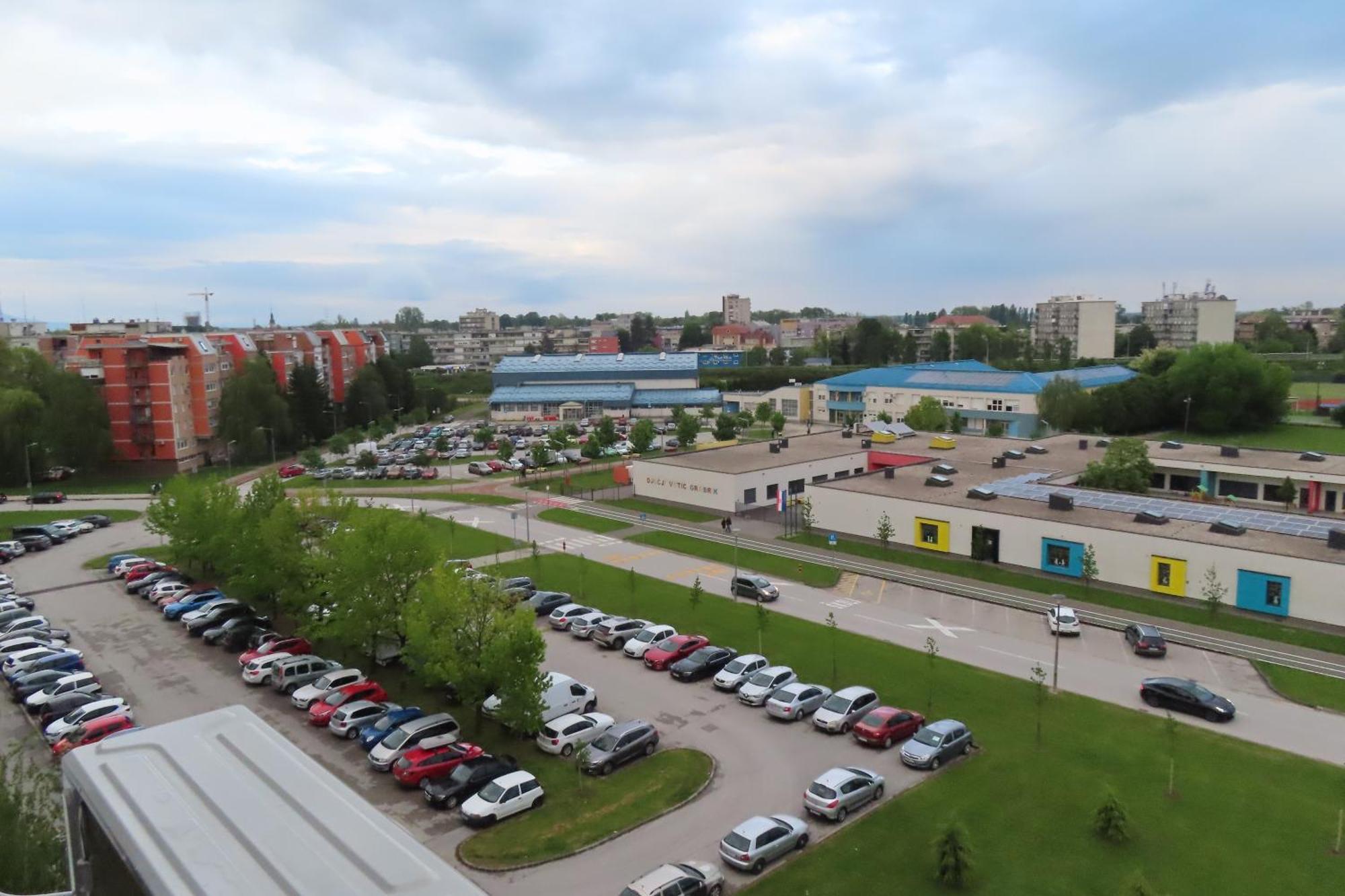 Apartman Ela Karlovac Exterior foto